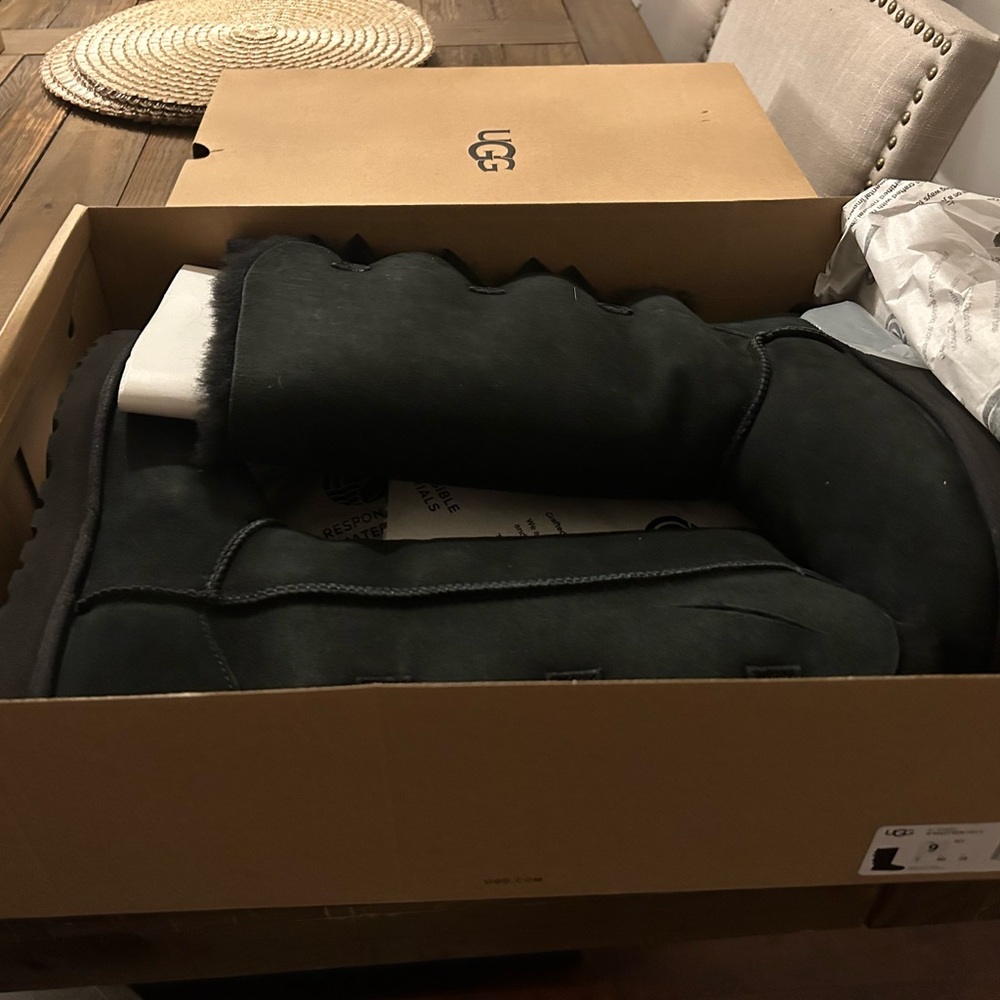UGG Bailey Bow II Tall Boots!! Brand new in box!!